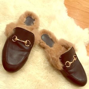 Black faux leather slides size 7.5